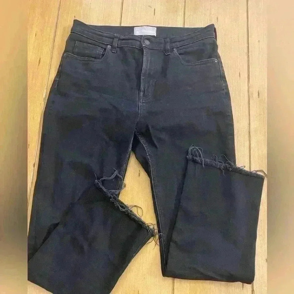 Everlane Black Frayed Ankle Jeans size 29 great condition - Picture 1 of 7